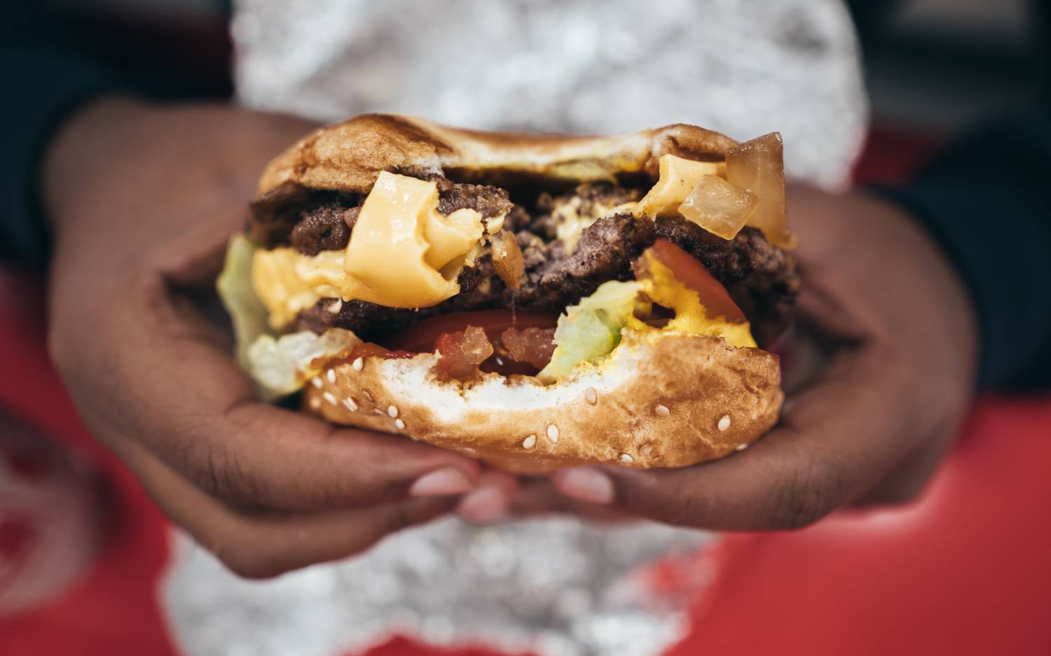 Individuell gestapelt: Five Guys bietet 15 verschiedene Toppings / ©Unsplash/Marcel Heil