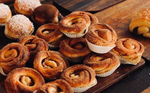 Handgemachte Backwaren bietet die Schanzenbäckerei aus Hamburg / ©Unsplash/Honey Fangs