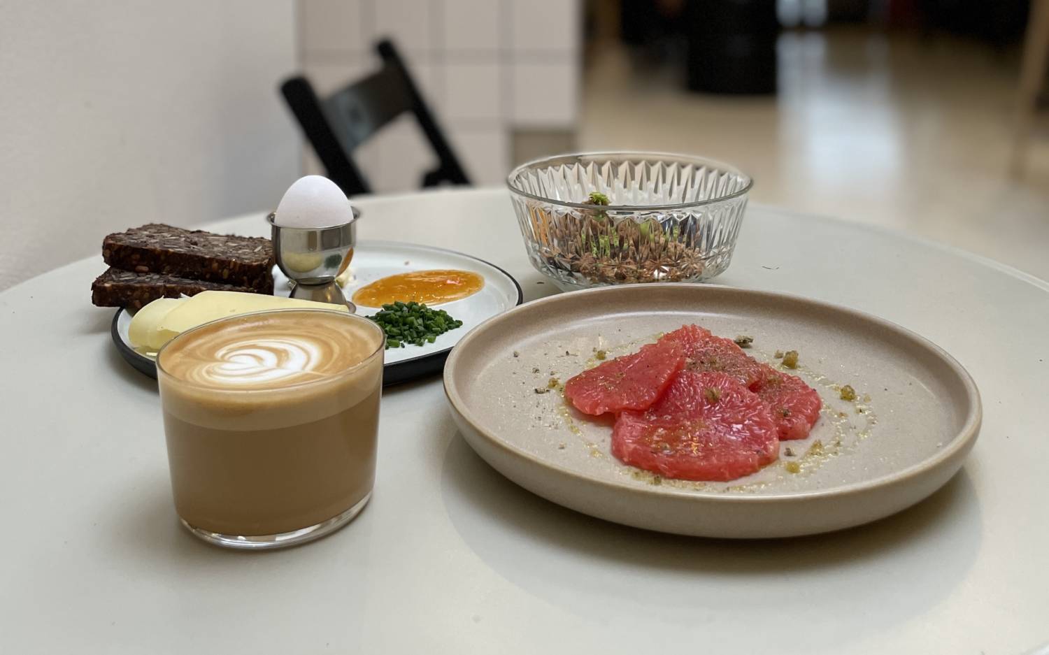 Kaffee, Gebäck und eine Auswahl an Dinner-Snacks stehen auf der Karte des umbenannten kiosque / ©baegeri 