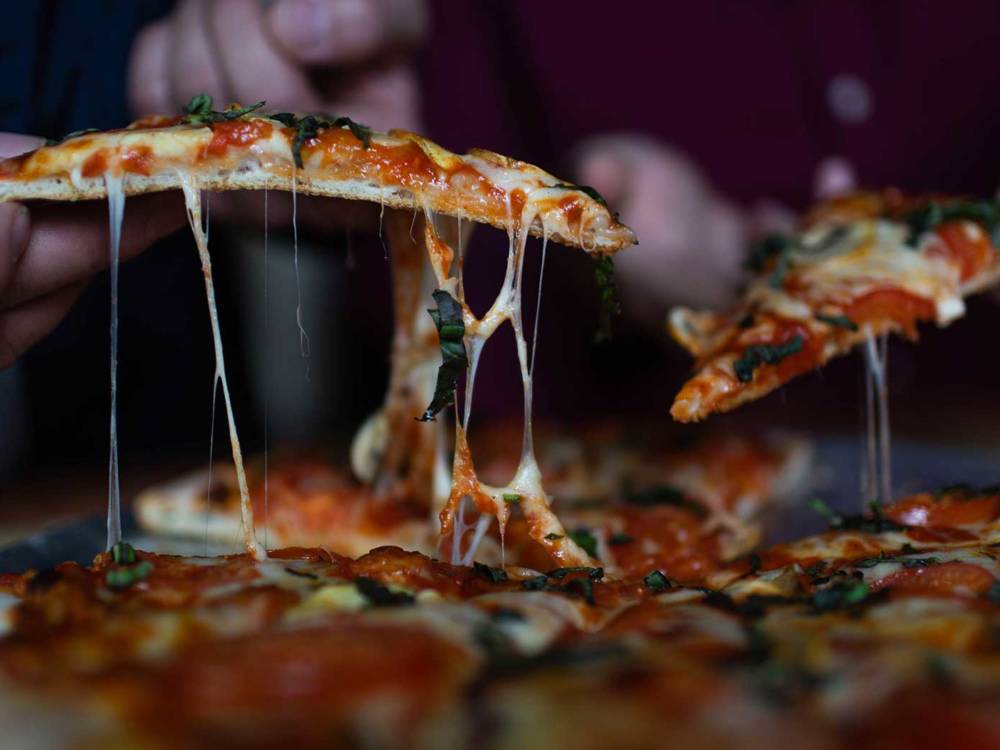 Da neigt sich der Pizzaboden: Balducci / ©Unsplash/Brenna Huff