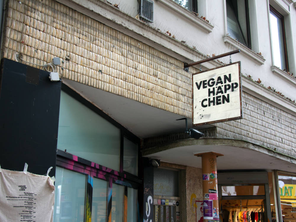 In Ottensen hat sich das Restaurant Vegan Häppchen niedergelassen / ©Johanna Zobel 