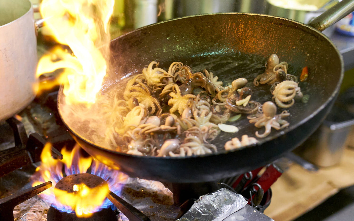 Calamari frisch aus der Pfanne im Boccone in Blankenese/ ©Marc Sill