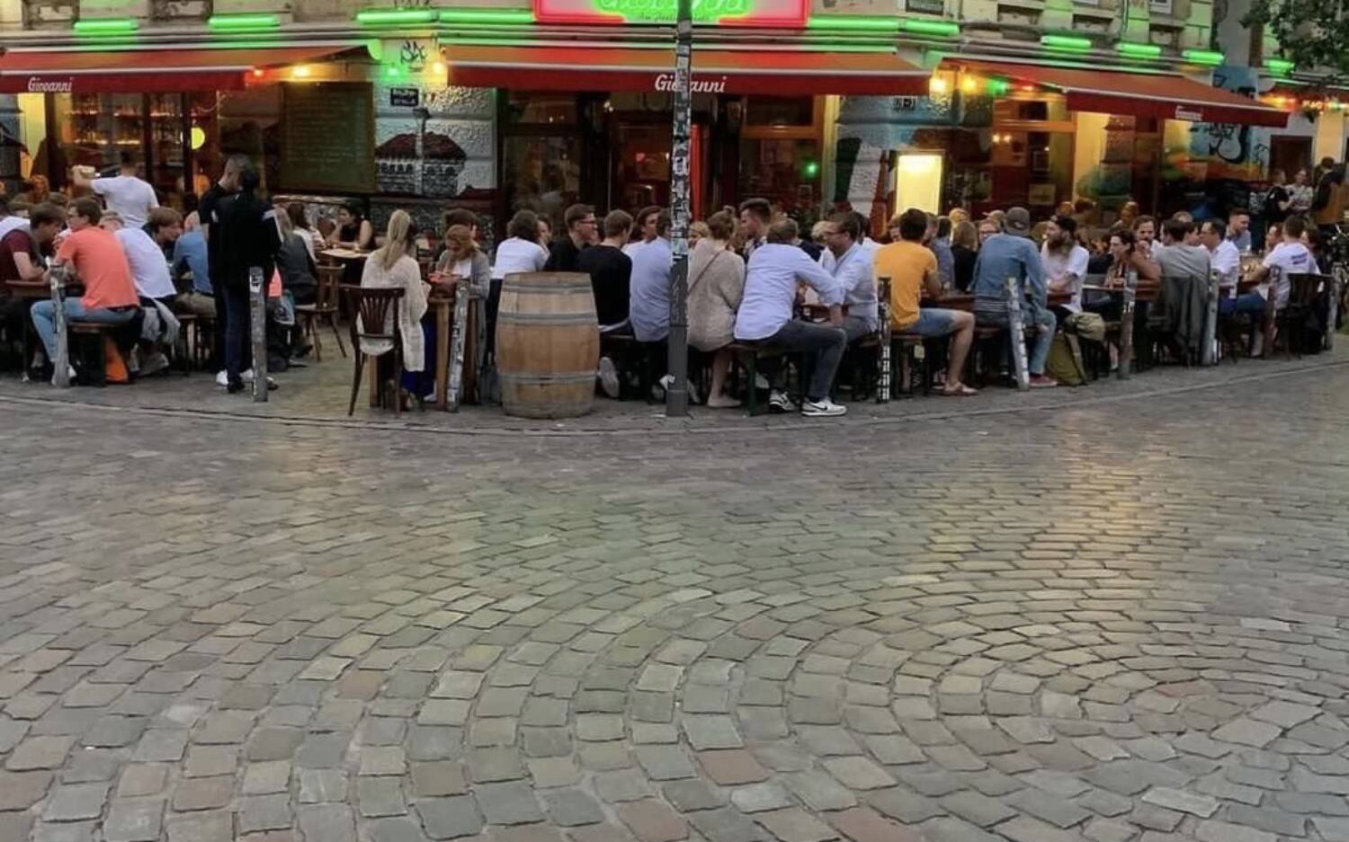 Wer im Giovanni am Paulinenplatz keinen Platz bekommt, kann’s ab sofort im Giovanni in der Schanze probieren / ©Giovanni