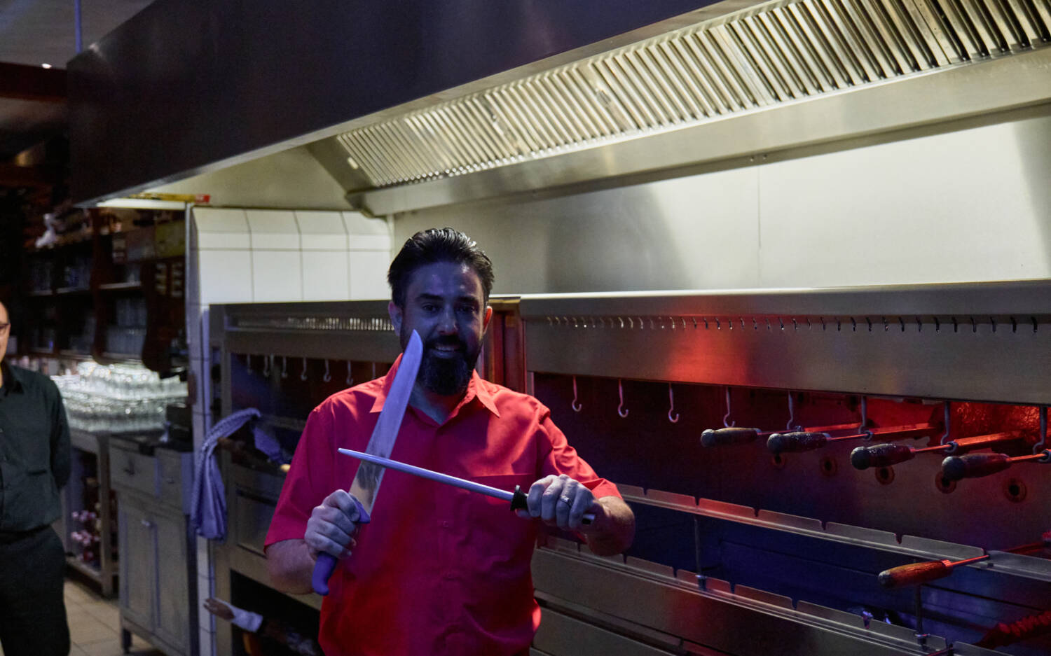 Im Panthera Rodizio werden diverse Sorten Fleisch frisch für den Gast gegrillt / ©Marius Gebhardt