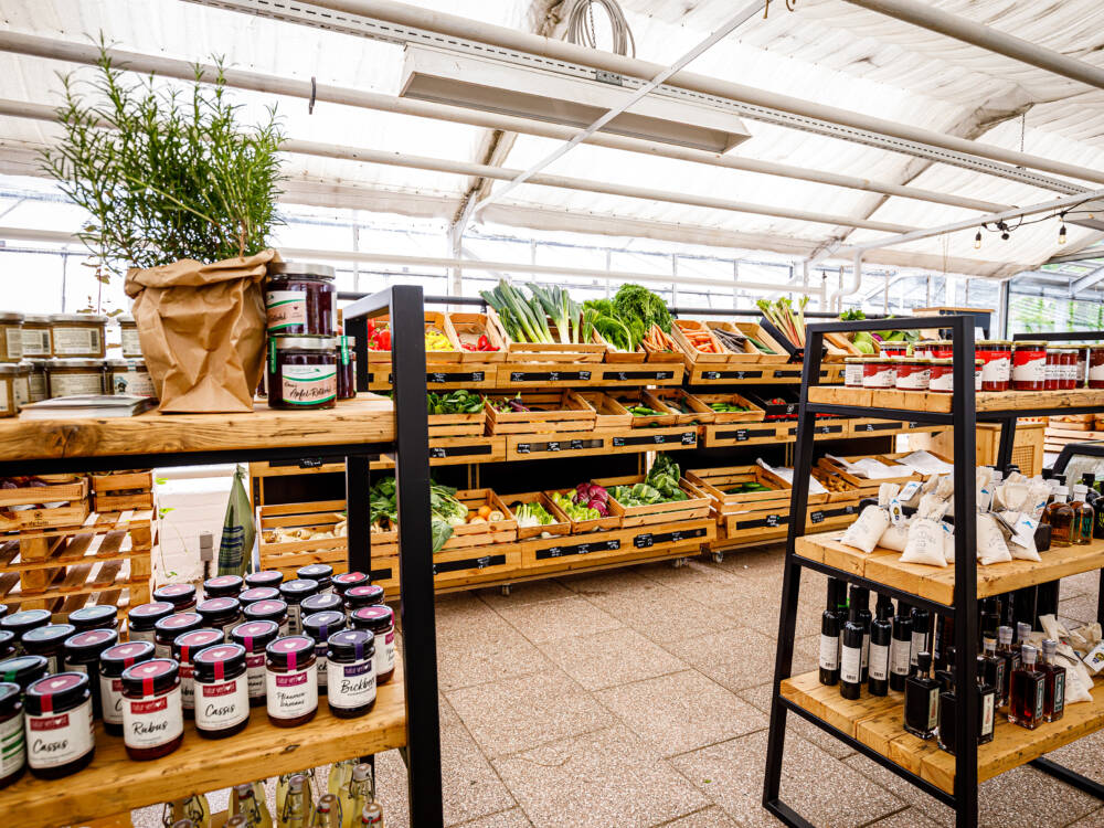 Im neuen Hygge Farm Deli in Blankenese wird es Produkte aus der eigenen Farm zu kaufen geben / ©Rene Supper