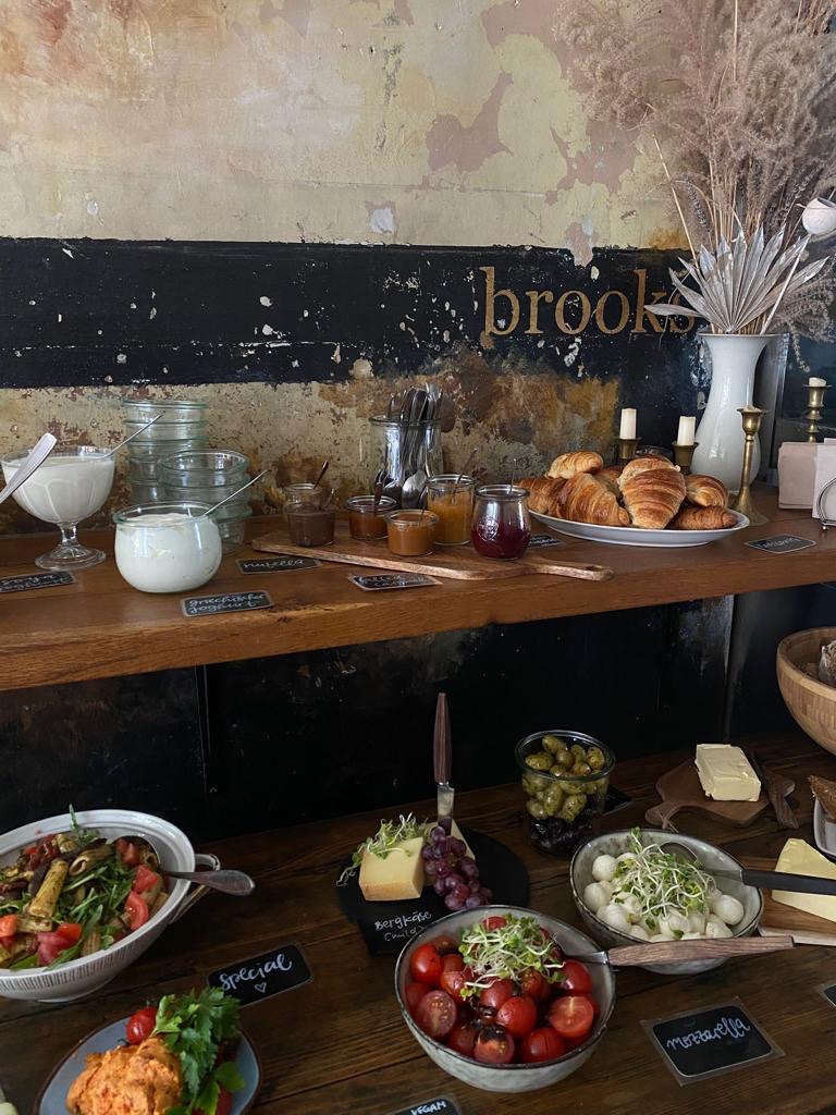 Das Buffet im Café Brooks ist vegetarisch und vegan  /©Marie-Sophie Fabian