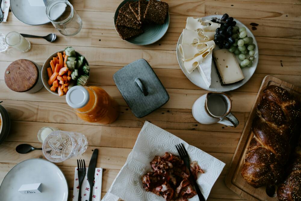 Im Café Arpi’s kann international und türkisch gefrühstück werden / ©Unsplash/Claudio Schwarz