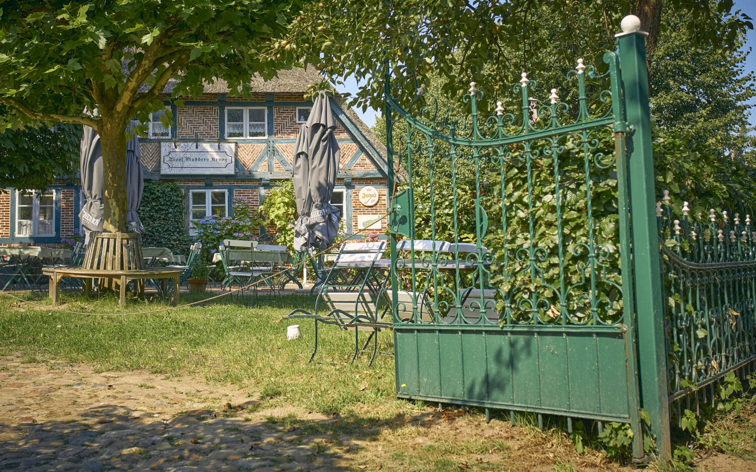 Hausmannskost im reetgedeckten Fachwerkhaus im Stoof Mudders Kroog in Rosengarten / ©Marc Sill