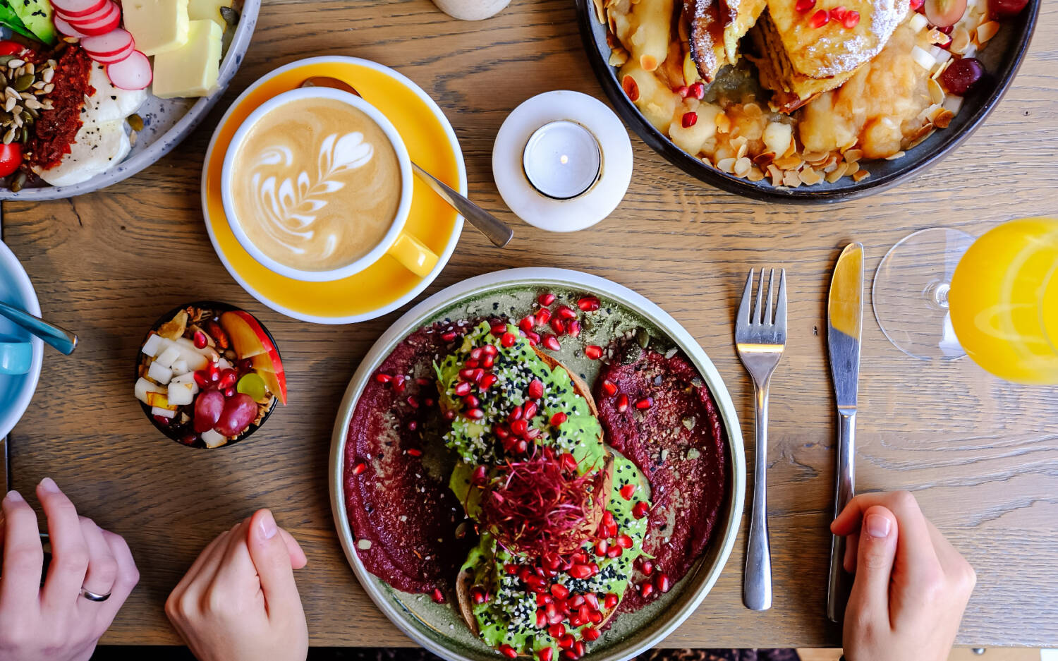 Das Frühstück oder den Lunch im Café Herz und Zucker gibt es auch to go für zu Hause oder Büro / ©Christina Zorn