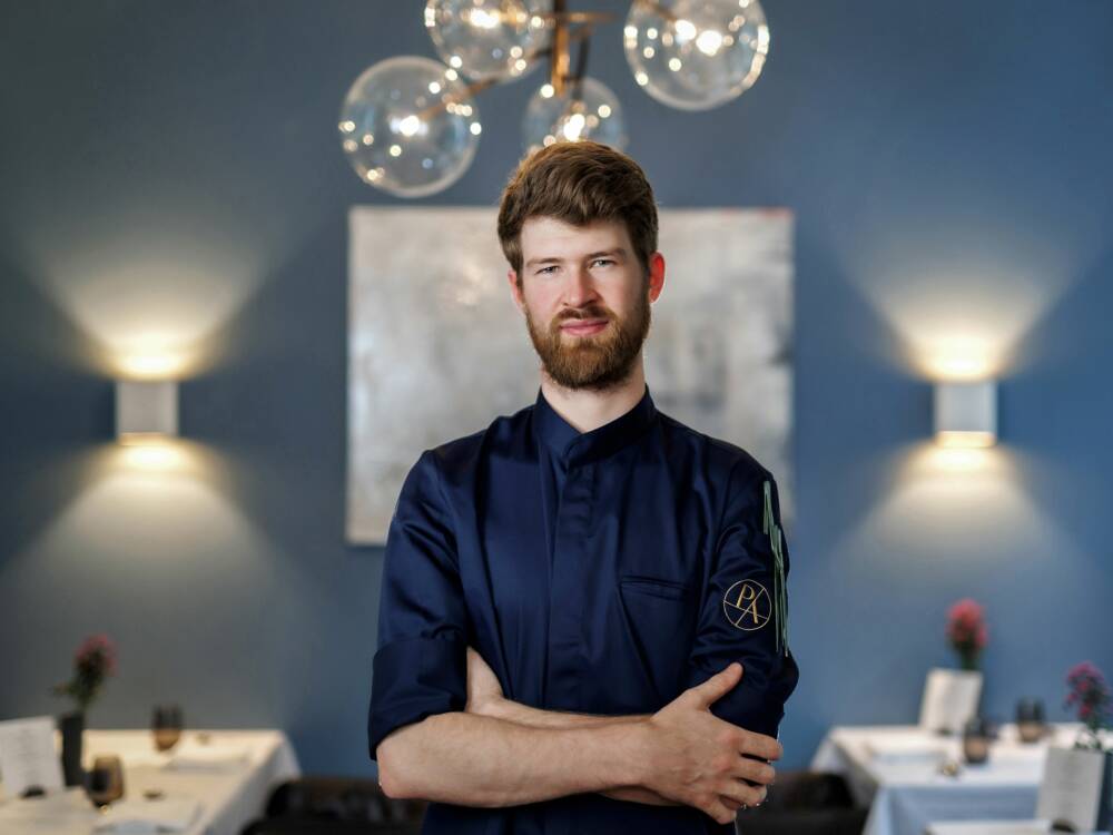 Eike Iken hat mit dem Petit Amour in wenigen Monaten den Guide Michelin überzeugt / ©Marcelo Hernandez