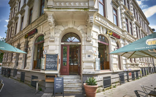 Das Café Katelbach versprüht klassischen Wiener Kaffeehaus-Charme in Ottensen / ©Marc Sill