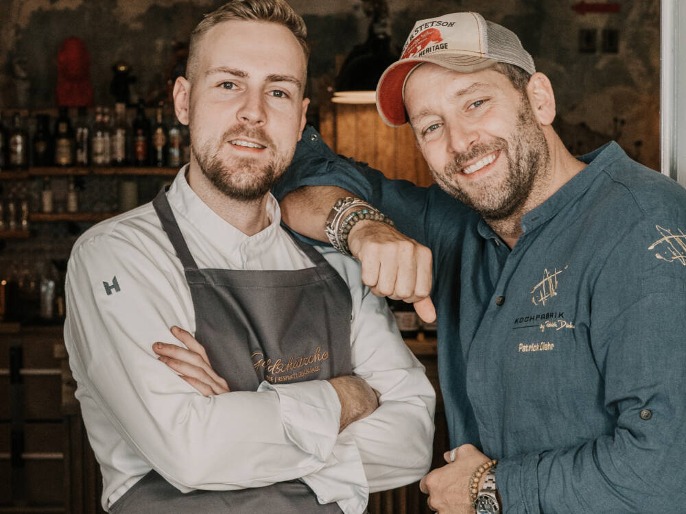 Mit Carlos Beckmann (l.) hat Inhaber Patrick Diehr (r.) einen hochkarätigen Küchenchef an Bord geholt / ©Bianca Becker