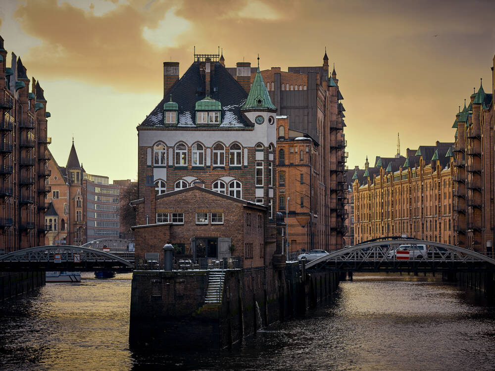 Beliebtes Fotomotiv und Restaurant in der Speicherstadt: Das Wasserschloss  / ©Marc Sill