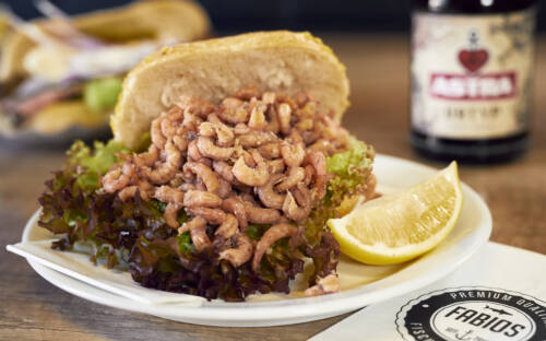 Die Fischbrötchen im Fabios sind reichlich belegt / ©Marc Sill