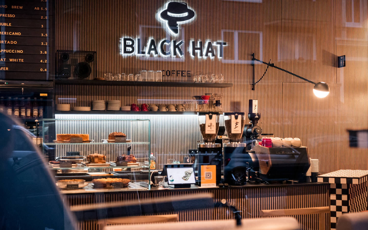 Black Hat Coffee hat sich in der Hamburger Kaffee-Szene als Experte für Specialty Coffee etabliert /©Black Hat Coffee